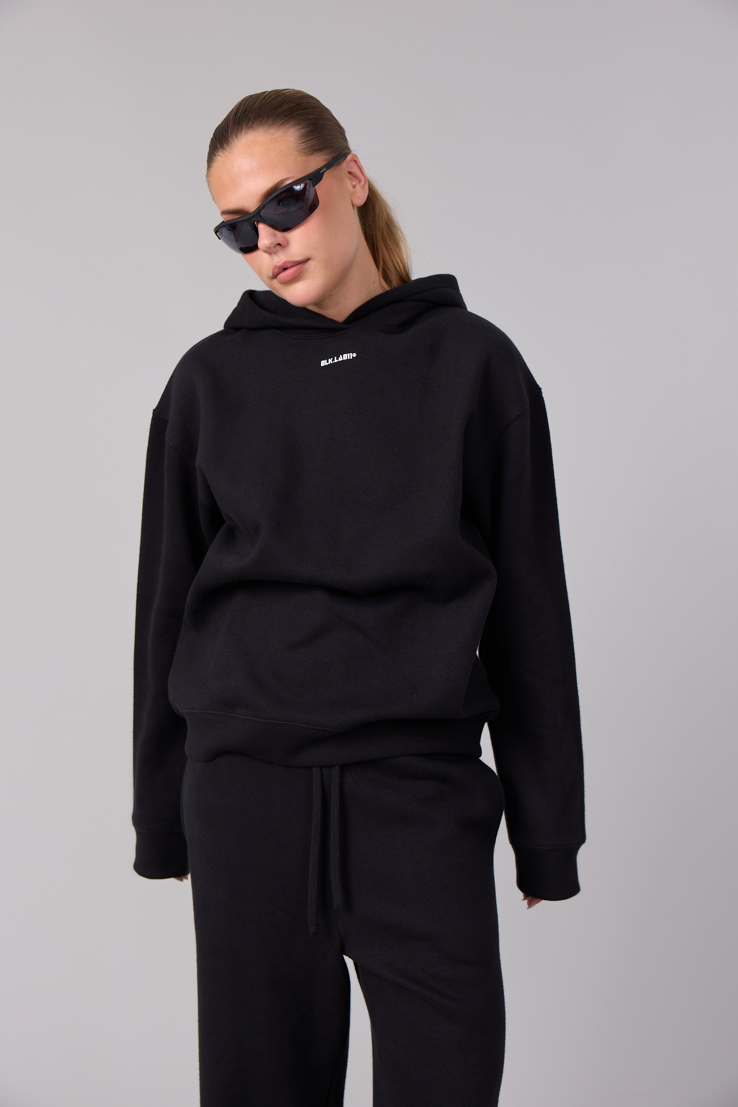 11IMPACT HOODIE hover