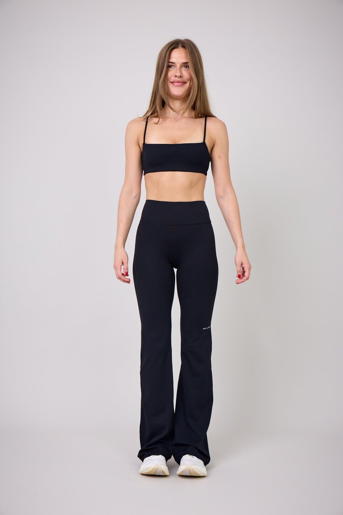 11GROUNDING FLARED PANT