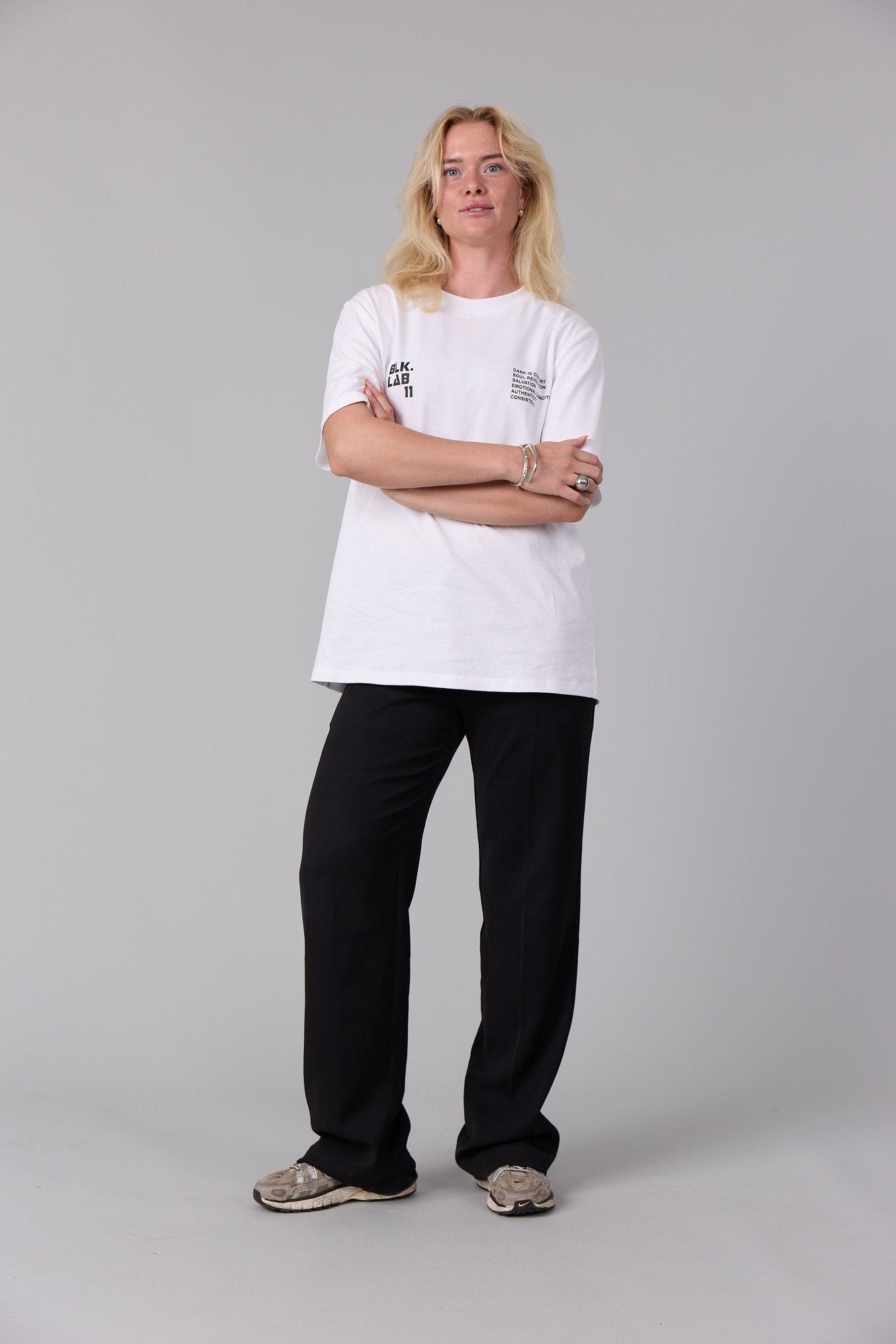 11REFLECT ICON BOX TEE #6 hover