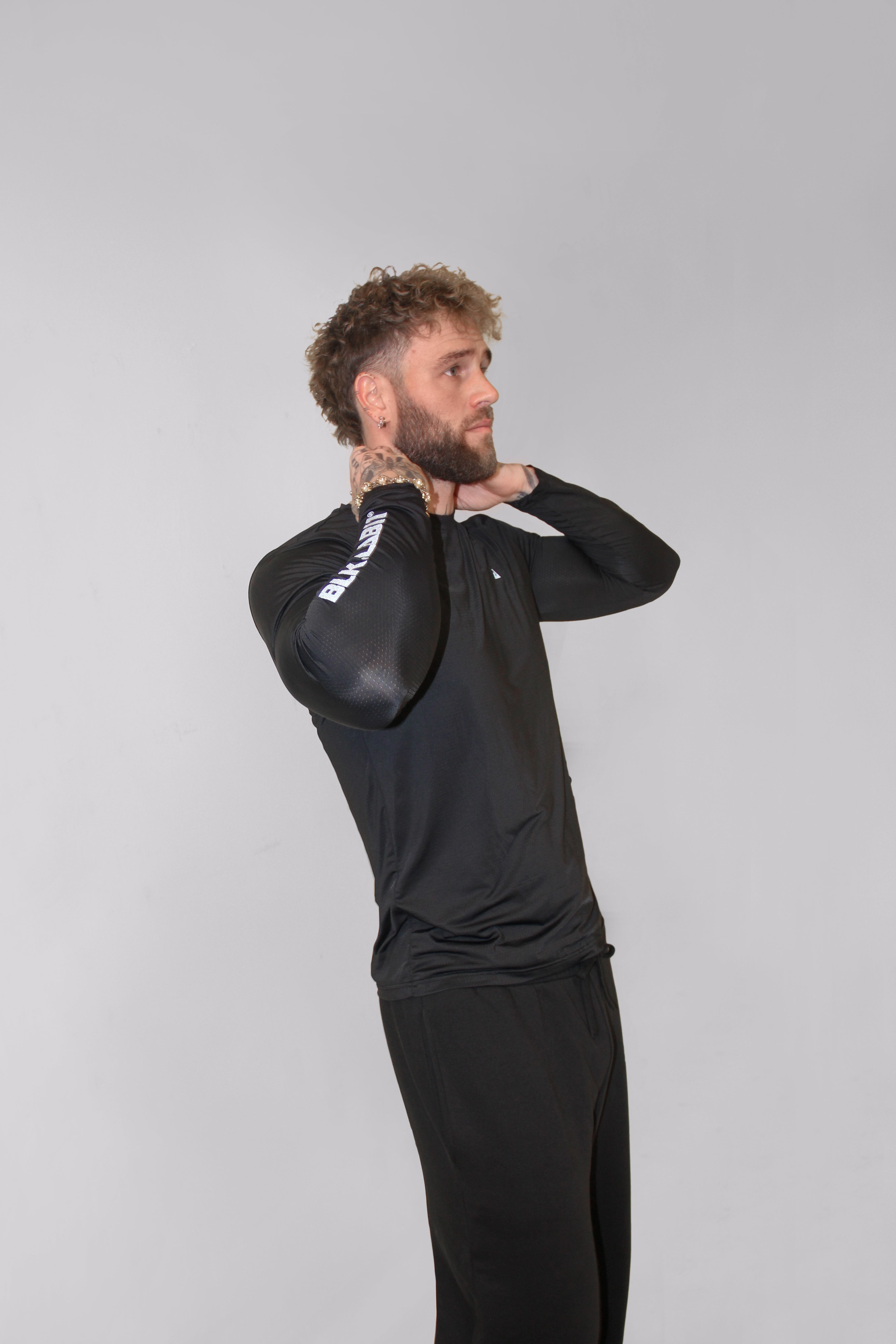 11RESILIENCE DRY FIT LS TEE hover